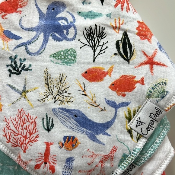 NWT Bundle (2) Carter’s Baby Dinosaur Romper/Bandana Bibs - Picture 8 of 13